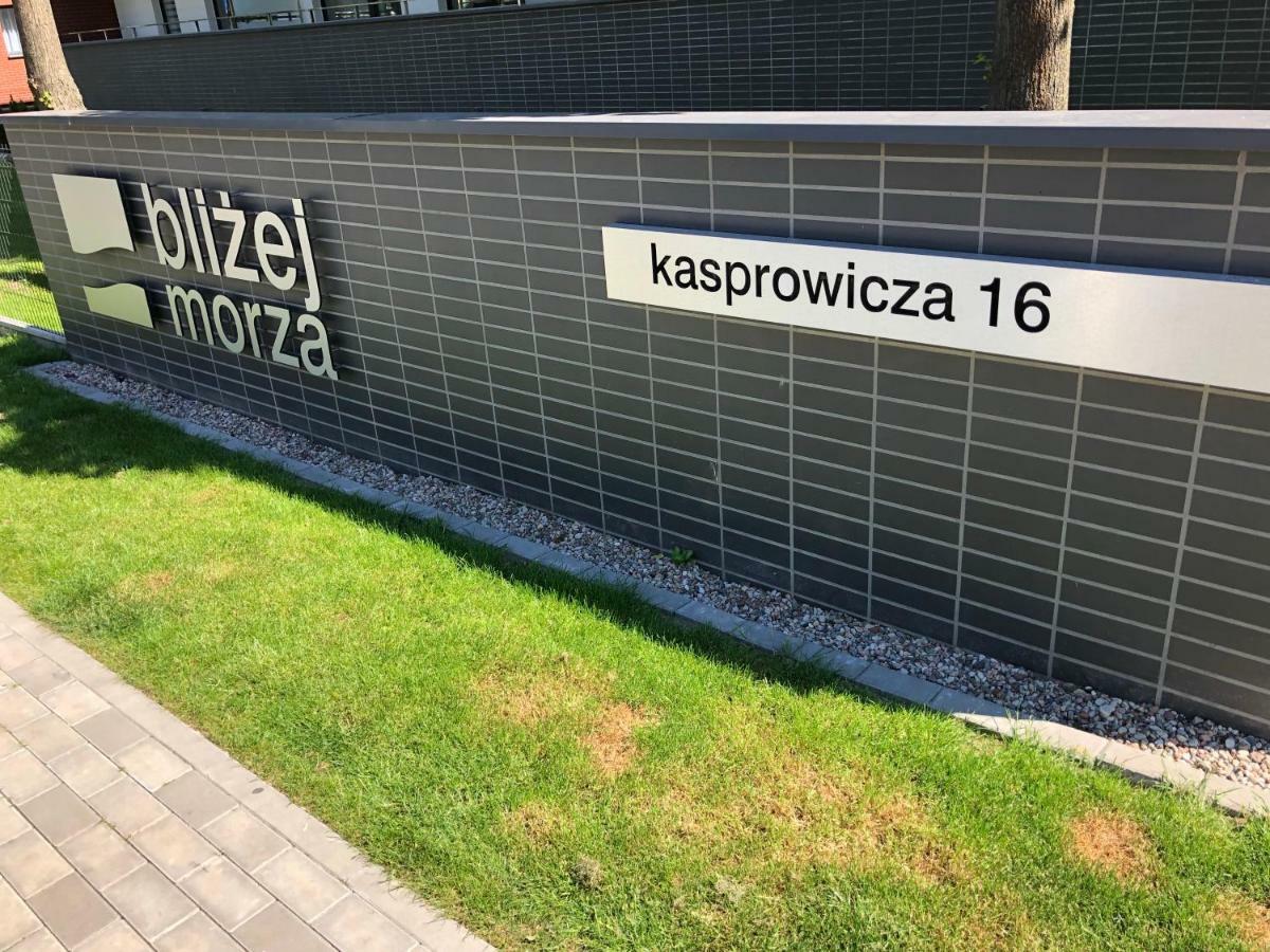Blue Park Apartament Blizej Morza Kasprowicza Kołobrzeg Exteriör bild